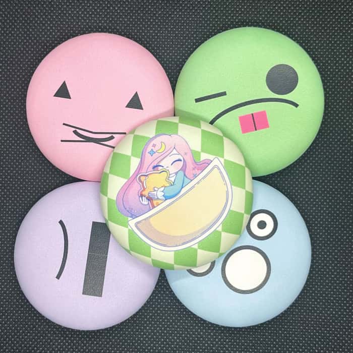 つるんとぷにぷに缶バッジ - idworld