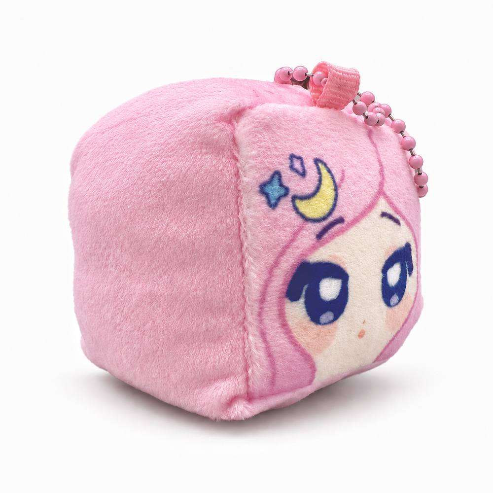 キューブ型ぬいぐるみ