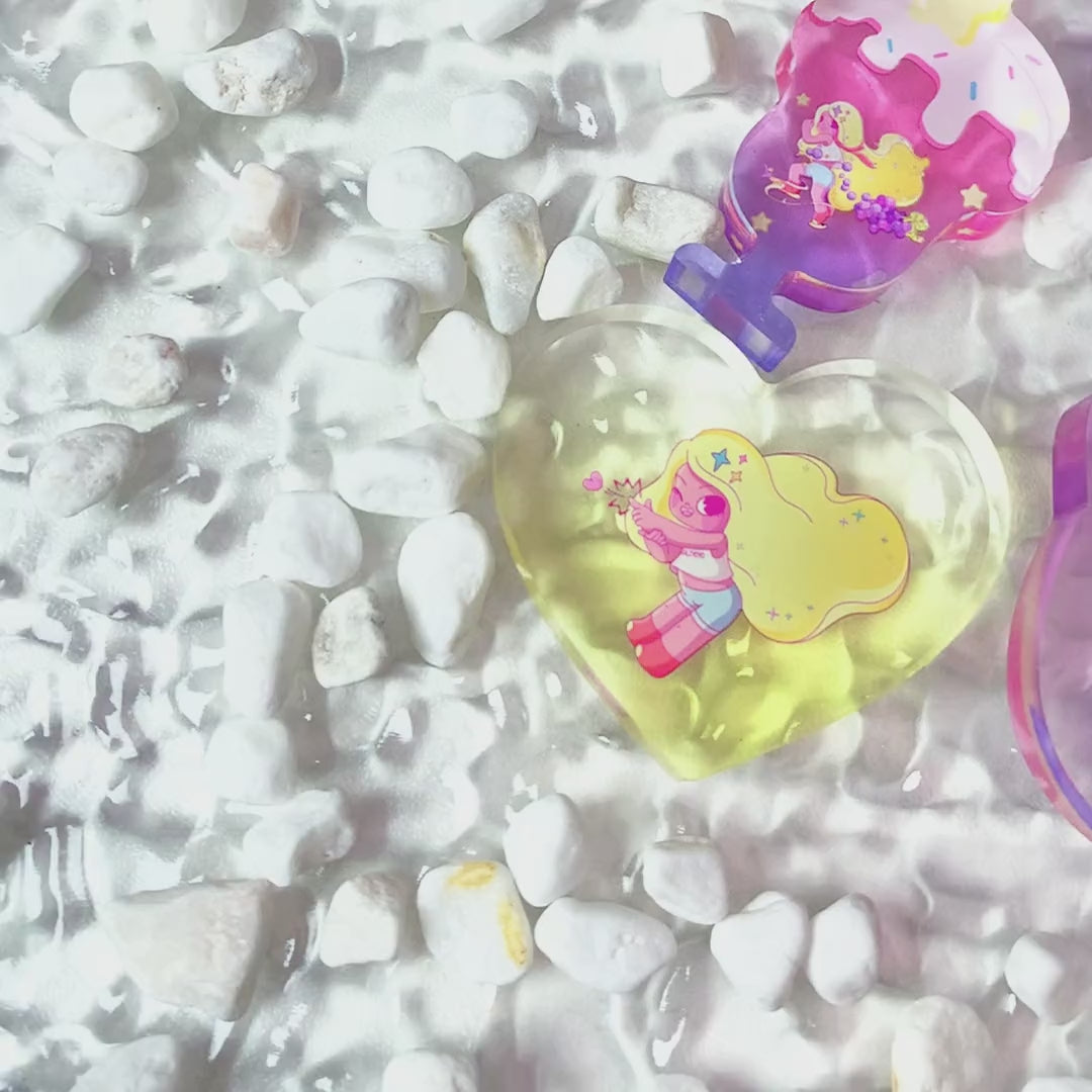 ネコ型ダイカットアクリルブロック - idworld