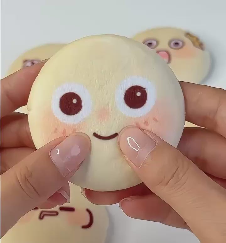 ふわふわ缶バッジ - idworld